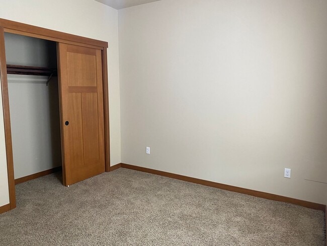 Building Photo - 3-bedroom, 1.75 Bath Home in the Village