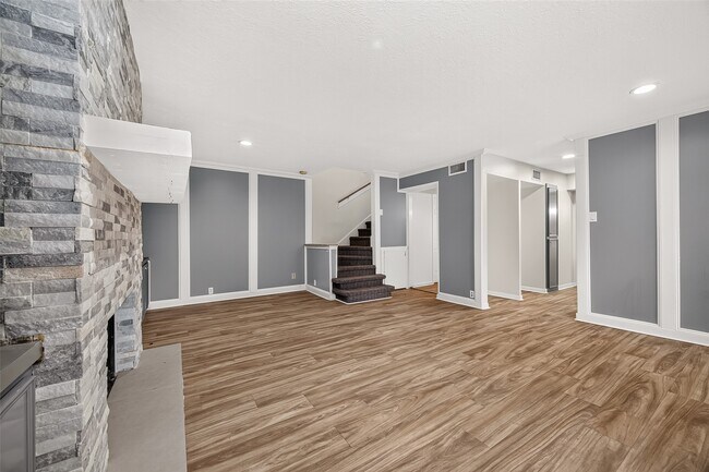 Building Photo - 14030 Cashel Forest Dr