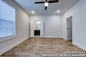 Building Photo - 204 Melrose Pl