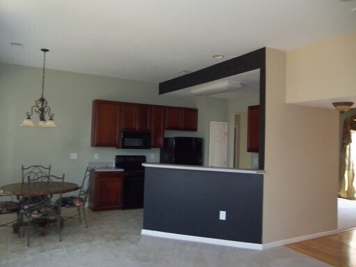 Building Photo - Beautiful Home in Shelburne Farms......Pri...