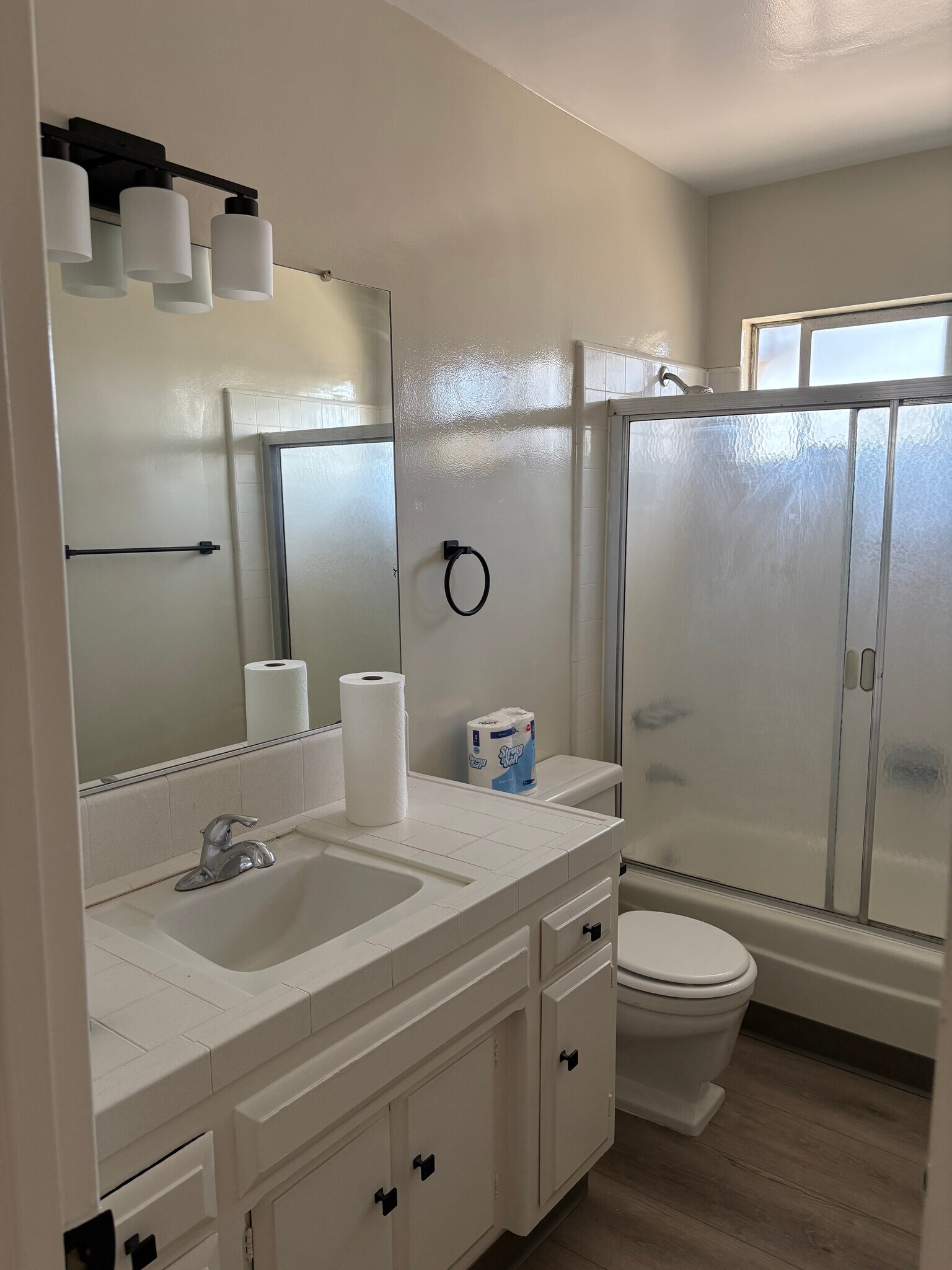 Bathroom - 3430 W 170th St