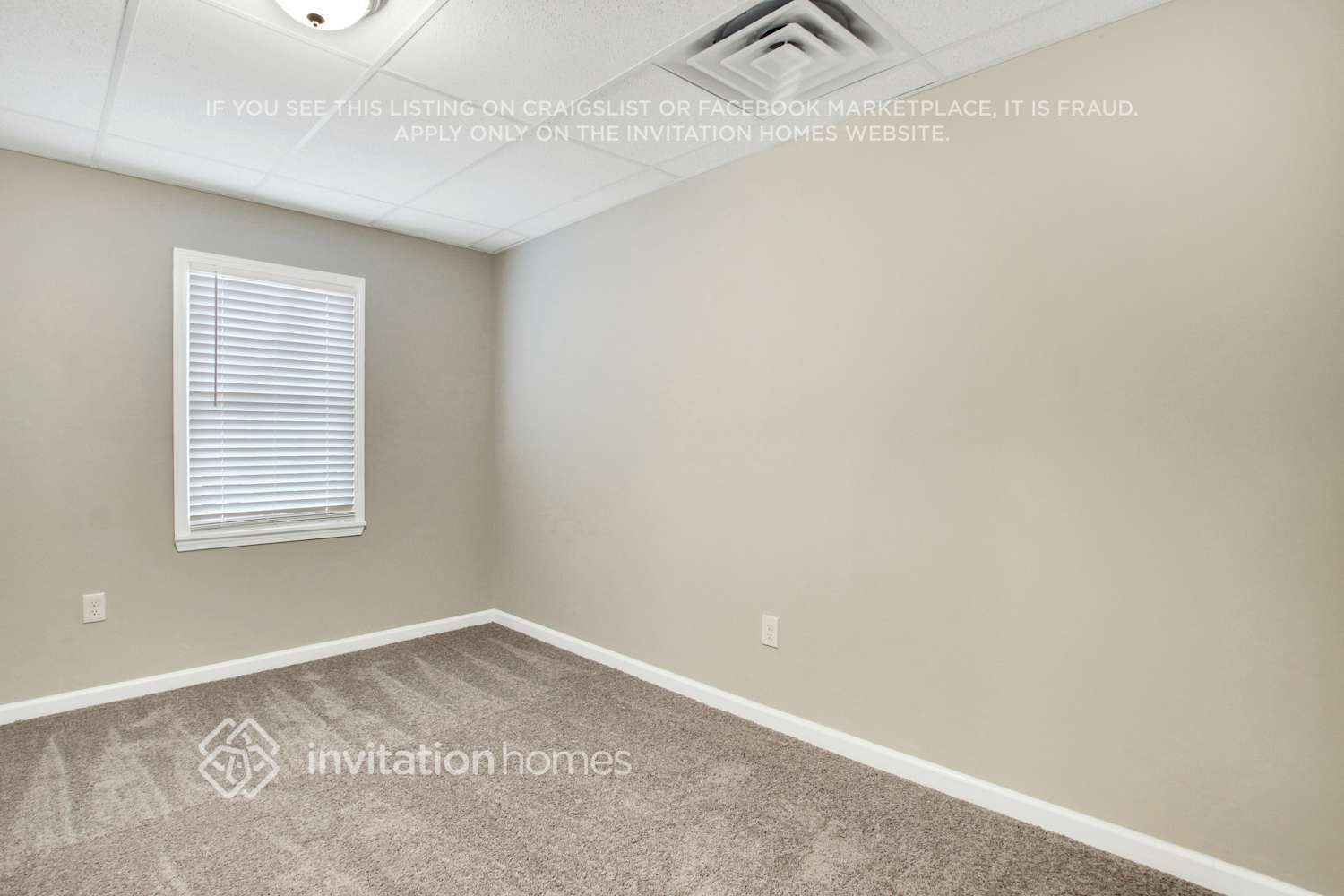 Building Photo - 1815 Independence Dr