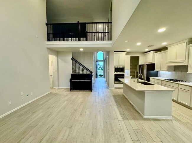 Building Photo - 10503 Shining Dawn Wy
