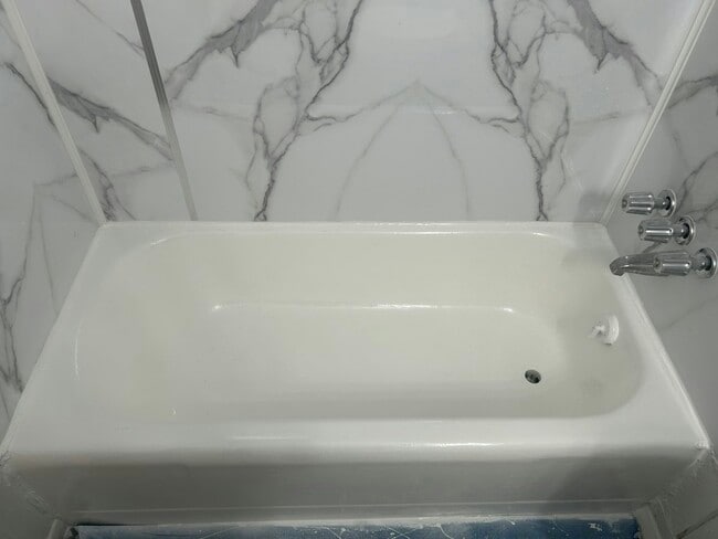 Building Photo - 15907 Knight