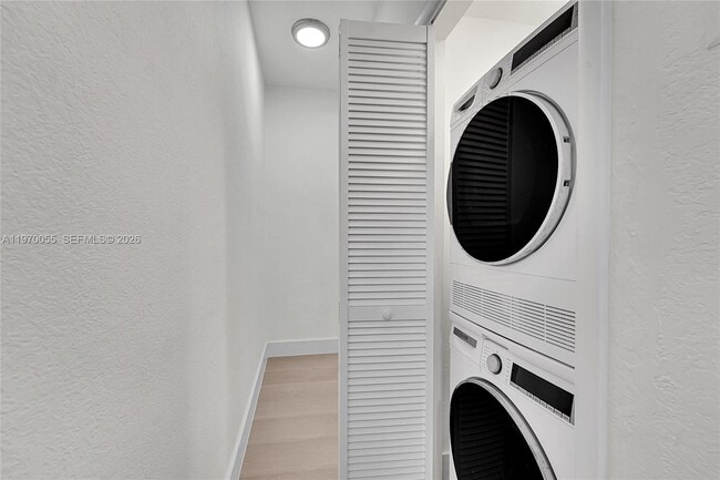 Building Photo - 1027 Pennsylvania Ave