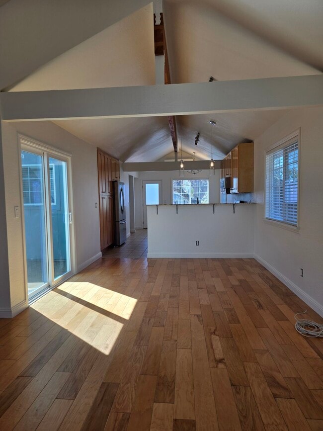 Building Photo - 437 Korbel Pl