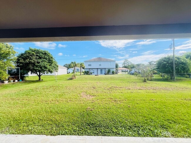 Building Photo - GORGEOUS 4 Bedroom/ 2 Bathroom in Palm Bay!!