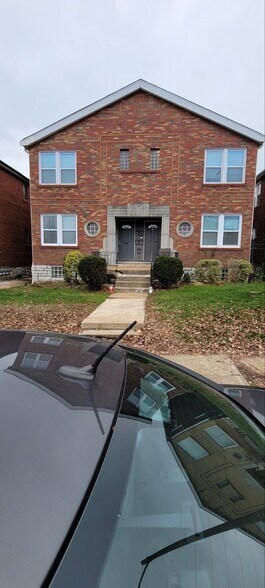 Building Photo - 3718 Chippewa St