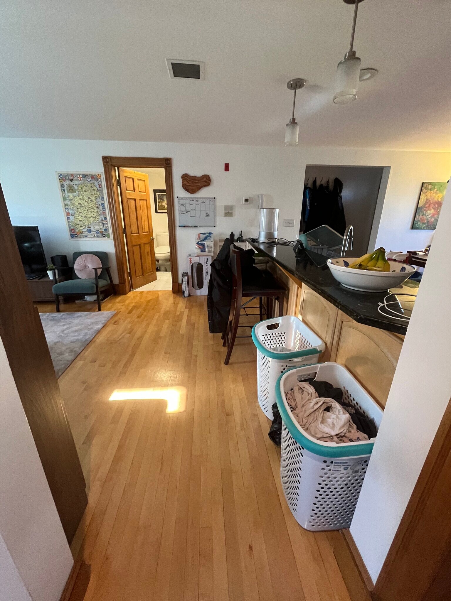 Building Photo - 148 Gore St