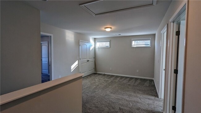 Building Photo - 405 Sonoma Ct
