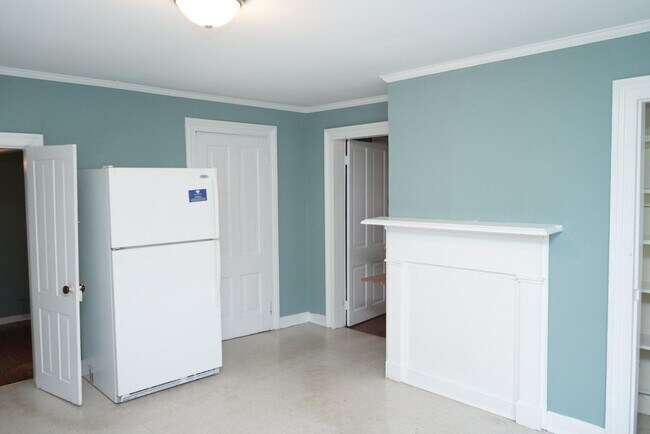 Building Photo - 720 Nalle St