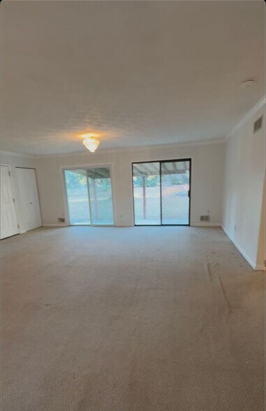 Building Photo - 1780 Janjolin Way