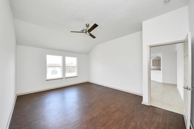Building Photo - 6706 Hayman Dr