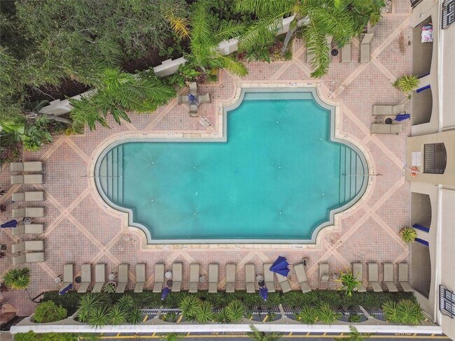 Building Photo - 501 Knights Run Ave