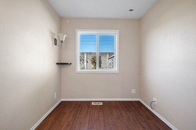 Building Photo - 2577 Elysium Ave