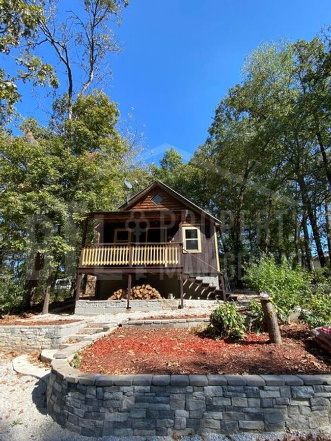 Building Photo - Rustic One Bedroom Cabin with Loft