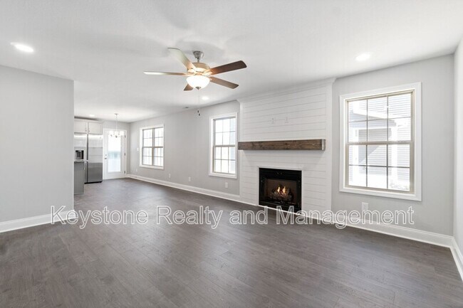 Building Photo - 1093 Winesap Rd