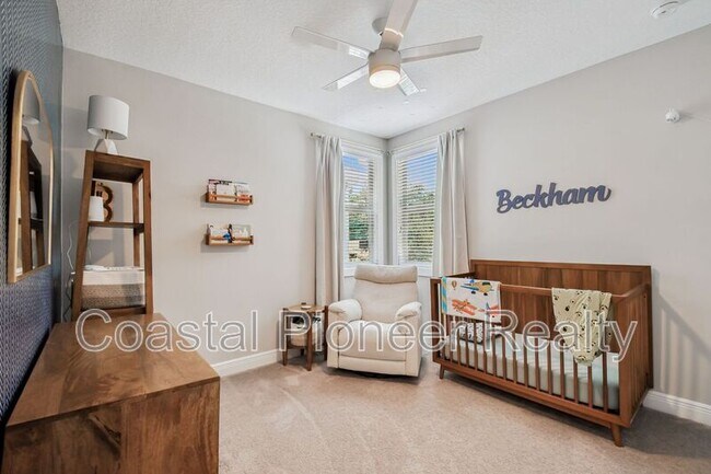 Building Photo - 5408 S Elkins Ave