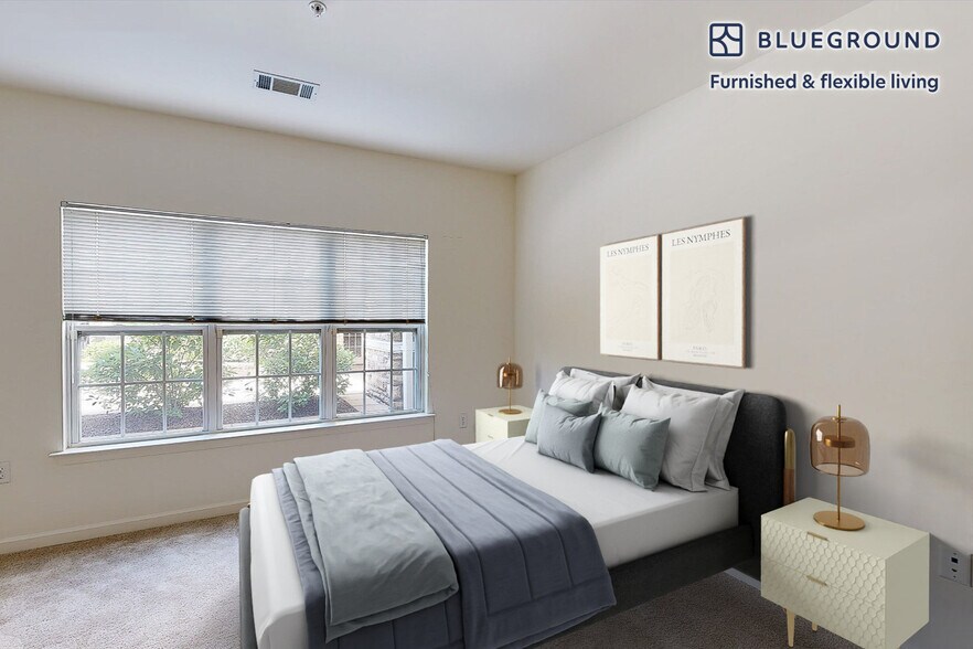 Building Photo - 80 North Centre Ave-SI FL3-ID2283A