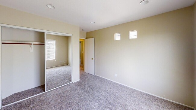 Building Photo - 33421 Wallace Way
