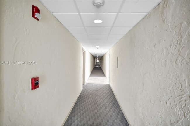 Building Photo - 2201 Brickell Ave