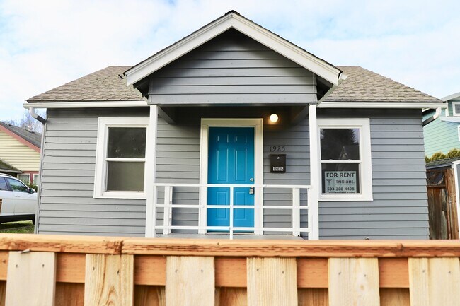 Building Photo - Cozy Remodeled 3-bedroom 2 bath Home - Close to State Capitol - On BUS LINE