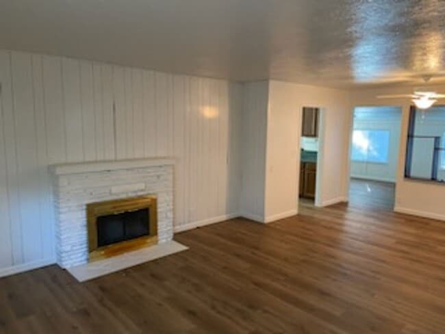 Building Photo - 115 Terrace Dr