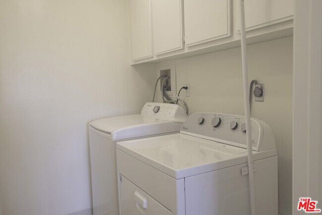 Building Photo - 306 Bora Bora Way