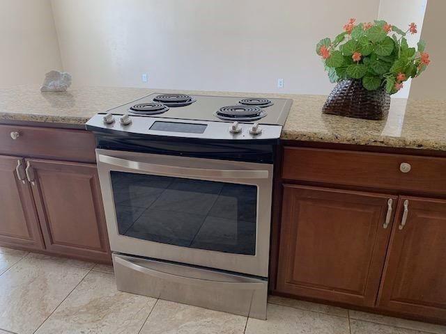 Building Photo - 5236 Nash Dr