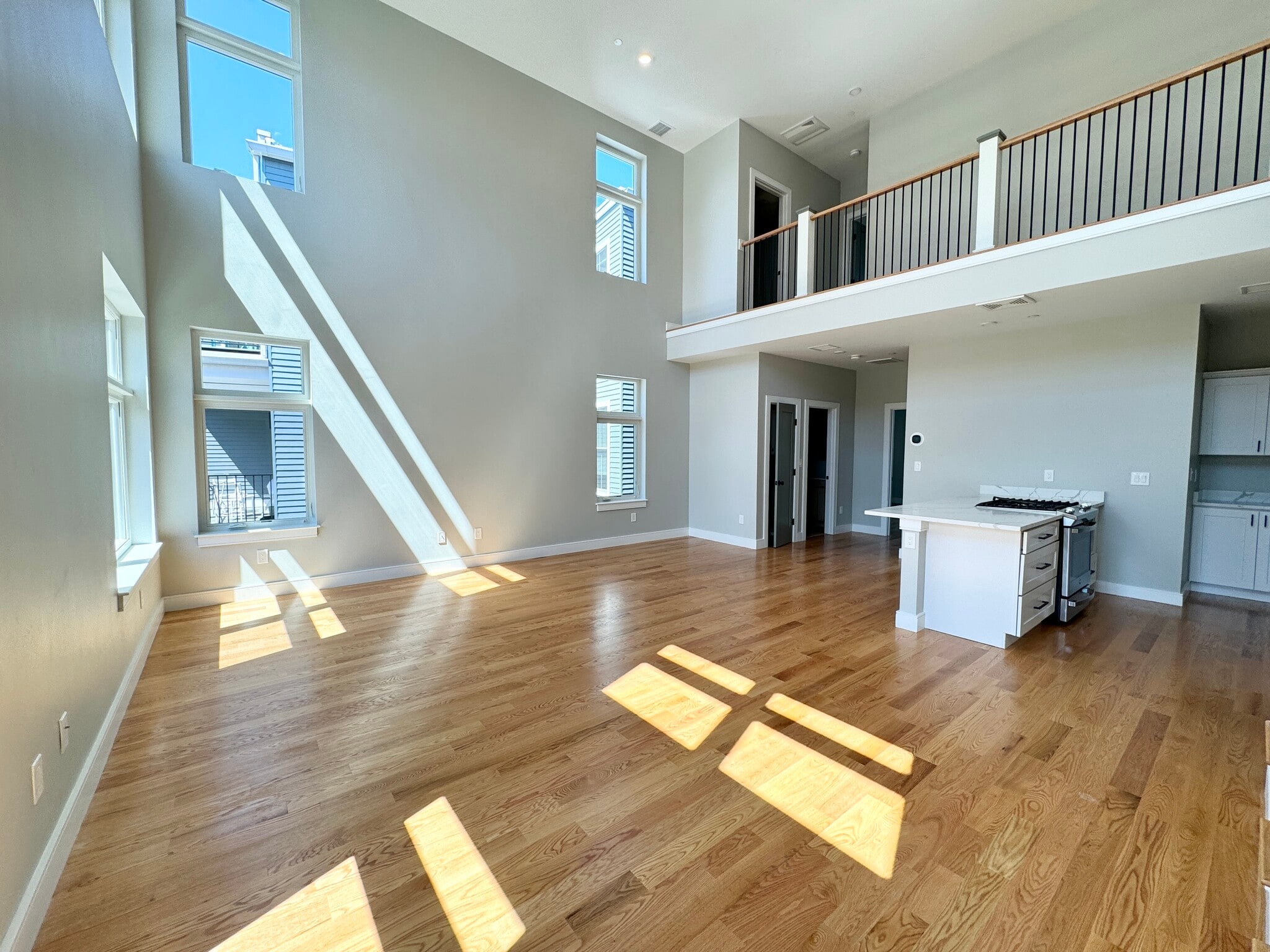 Building Photo - 16 Baker Ct