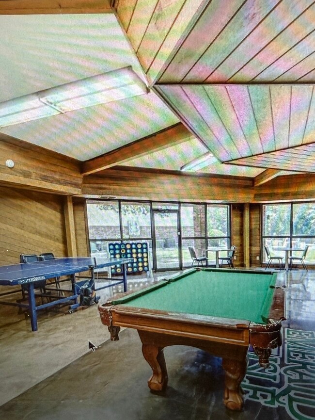 Building Photo - 5371 Central Ave