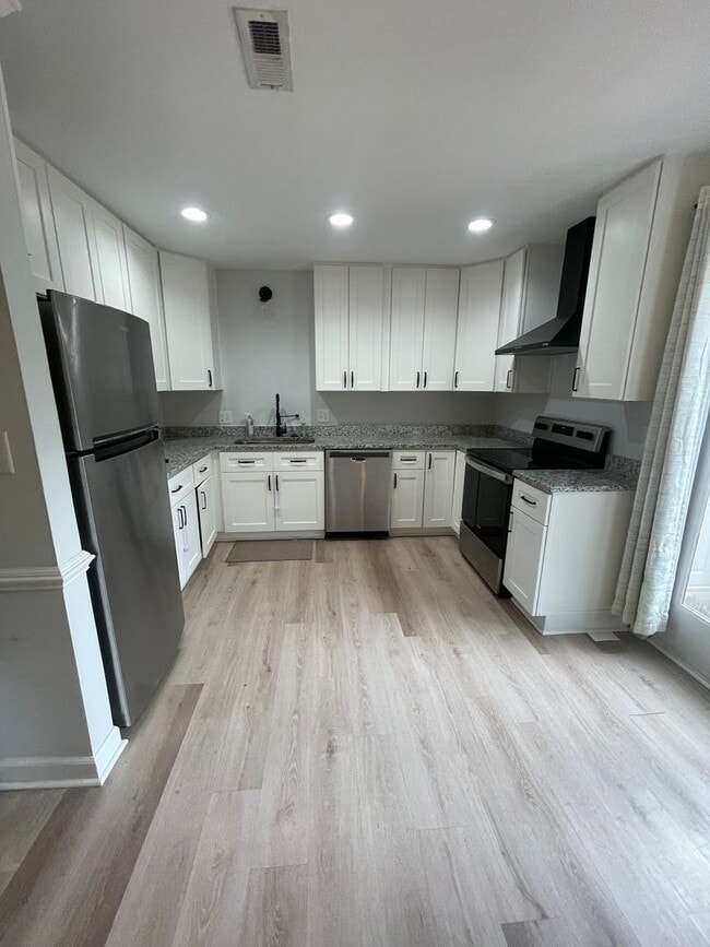 Building Photo - Charming 2 Bedroom Home Located in Raleigh NC