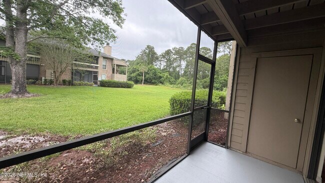 Building Photo - 10200 Belle Rive Blvd