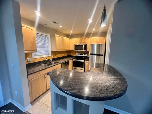 Building Photo - 1511 Porter Cir