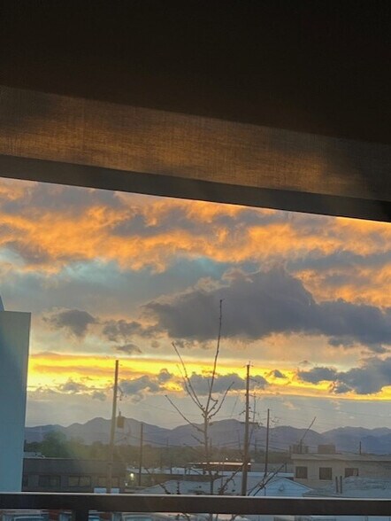 Building Photo - 1616 S Broadway