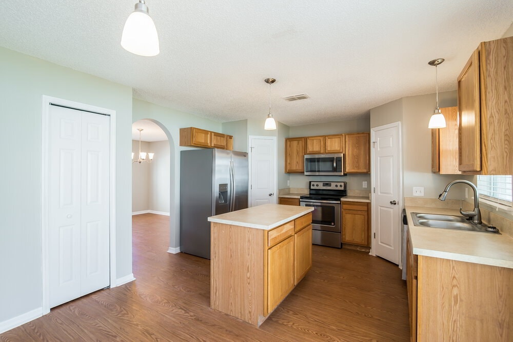 Building Photo - 8730 Lancashire Dr