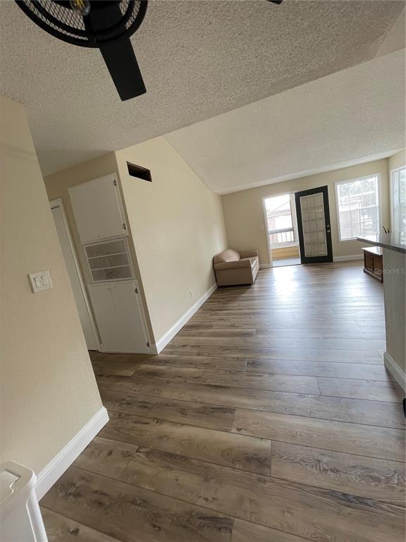 Building Photo - 4367 Thornbriar Ln