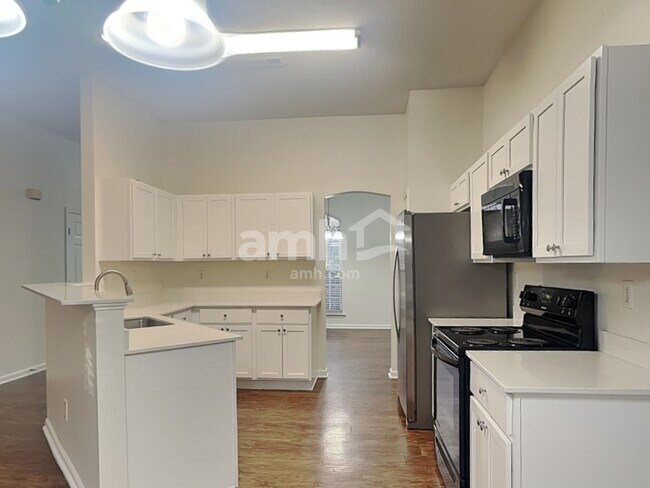 Building Photo - 2612 Bricker Dr