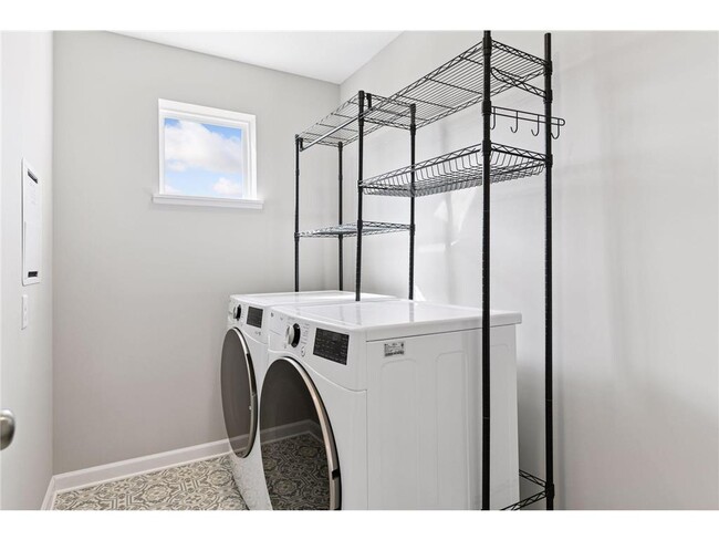 Building Photo - 4730 Bottlebrush Ln