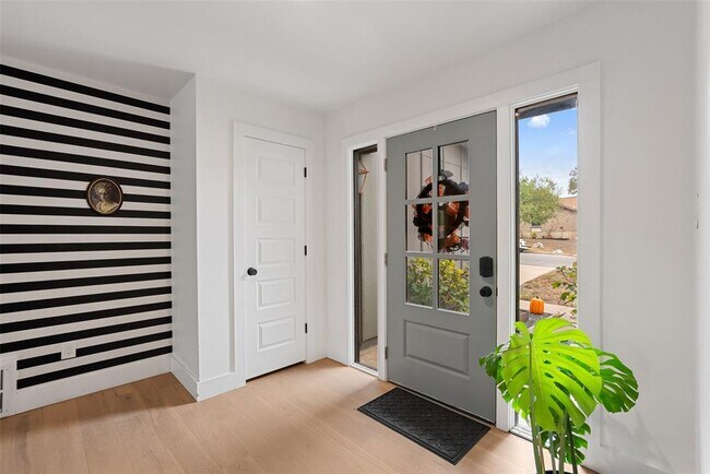 Building Photo - 3808 Leafield Dr