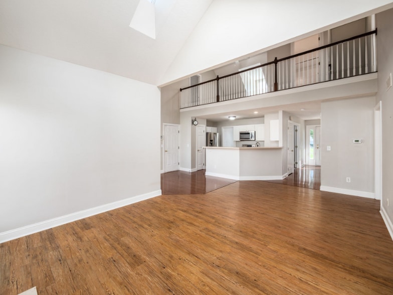 Building Photo - 24 Fawn Meadow Ct
