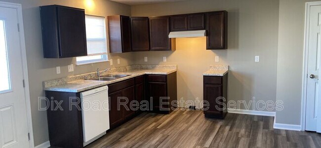 Building Photo - 806 Prescot Cir