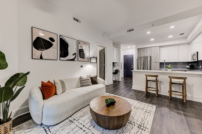 Building Photo - 1812 US-19