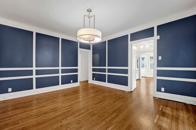 Building Photo - 636 S Euclid Ave