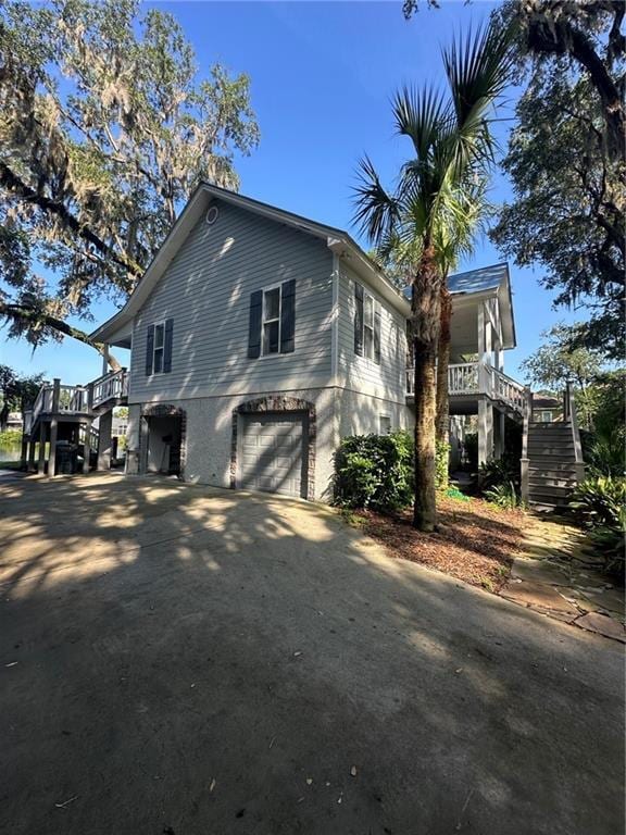 Building Photo - 109 Palmera Ln