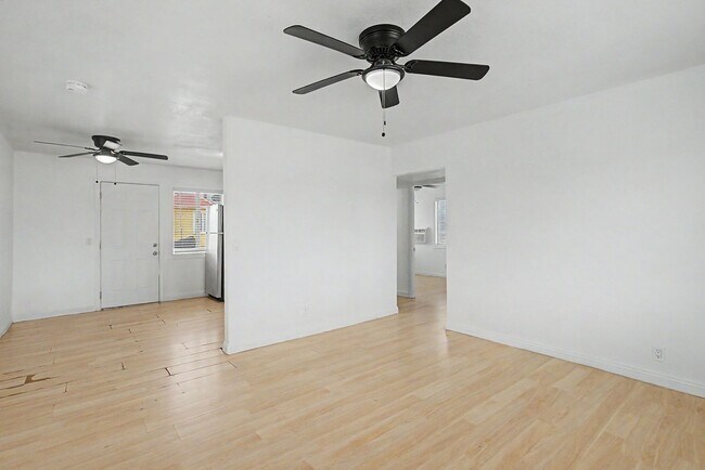 Building Photo - *** Two bedroom home with yard ***