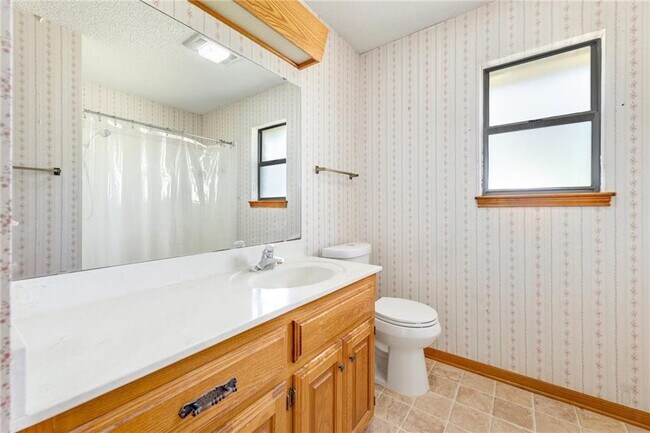 Building Photo - 207 Rancho Bueno Dr