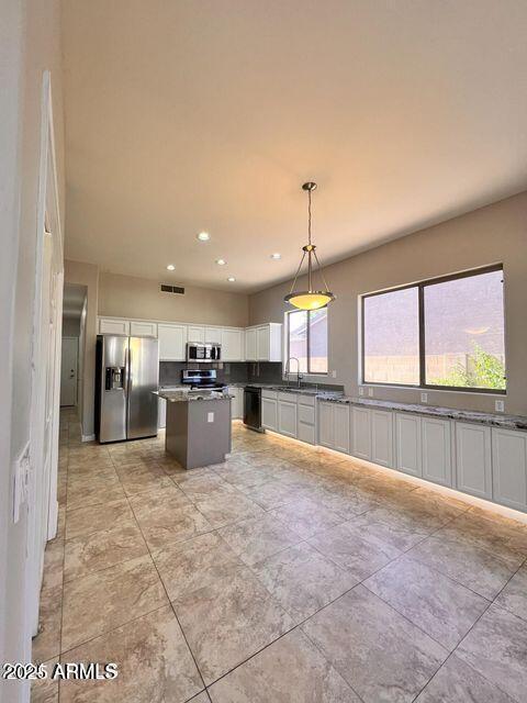 Building Photo - 1683 S Heritage Dr