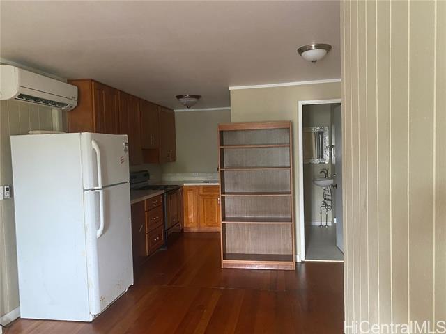 Building Photo - 438 Uluniu St