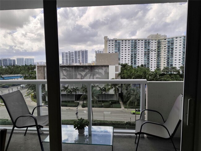 Building Photo - 19201 Collins Ave